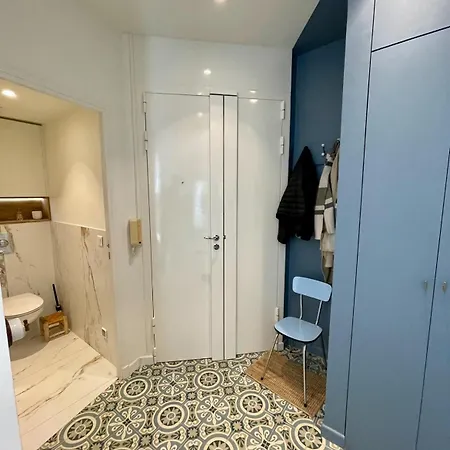 Lejlighed Bright, Spacious 2 Bedroom Apartment, Walk To & Old Town